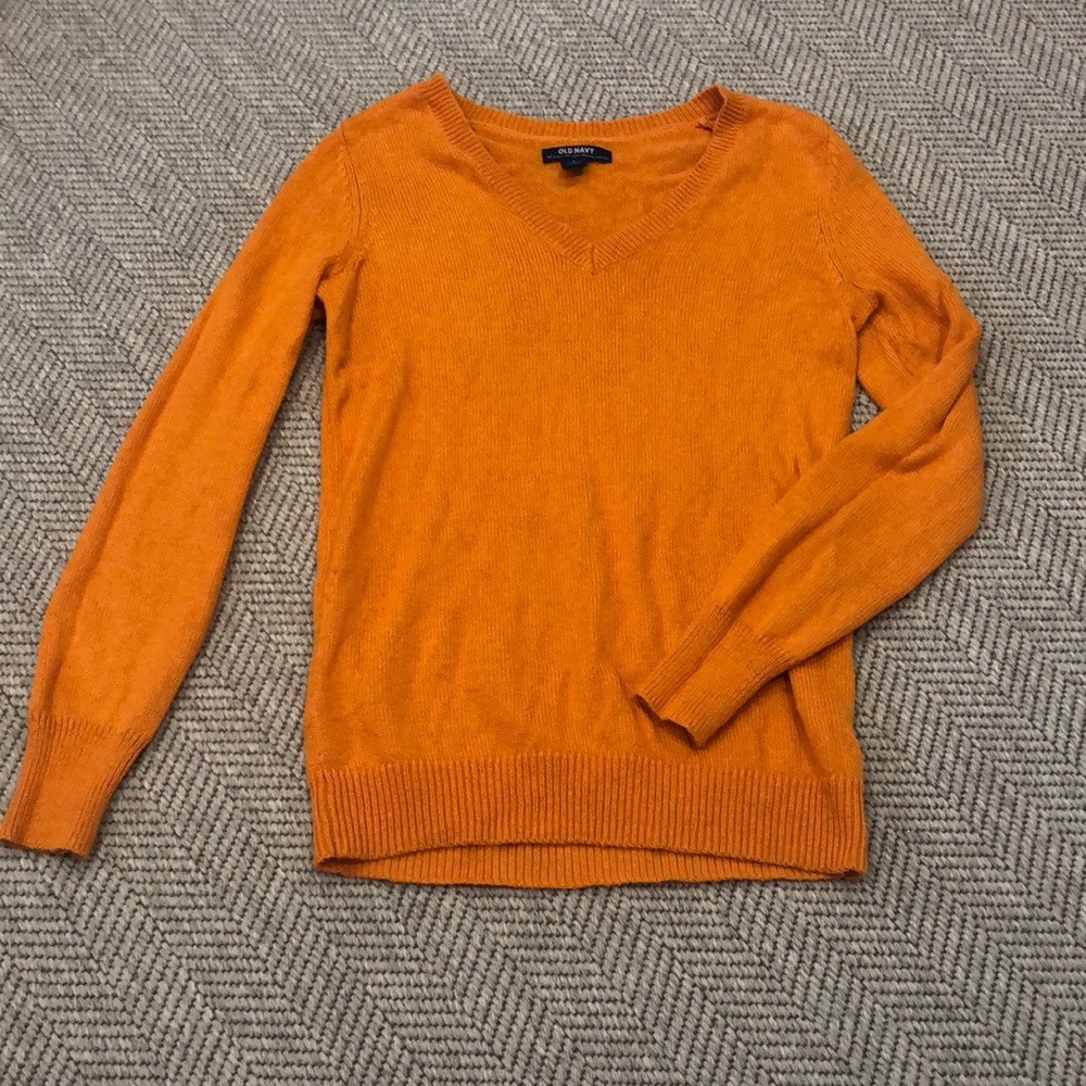 Old Navy sweater